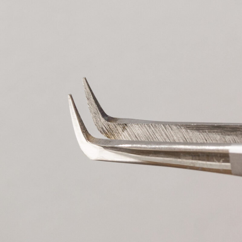 Pęseta SheLashes Valeria S27 – do perfekcyjnej pracy objętościowej