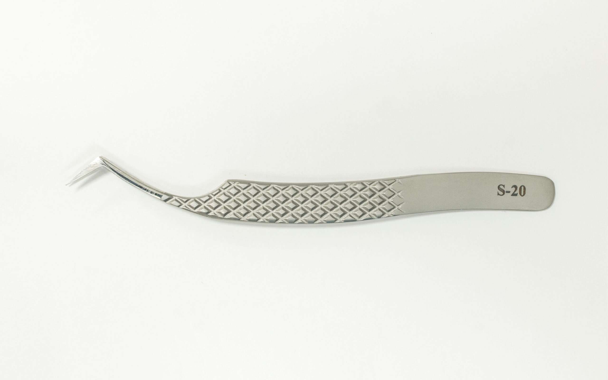 Pęseta SheLashes Isabella S20 – pewność w Twoich dłoniach - obrazek 8