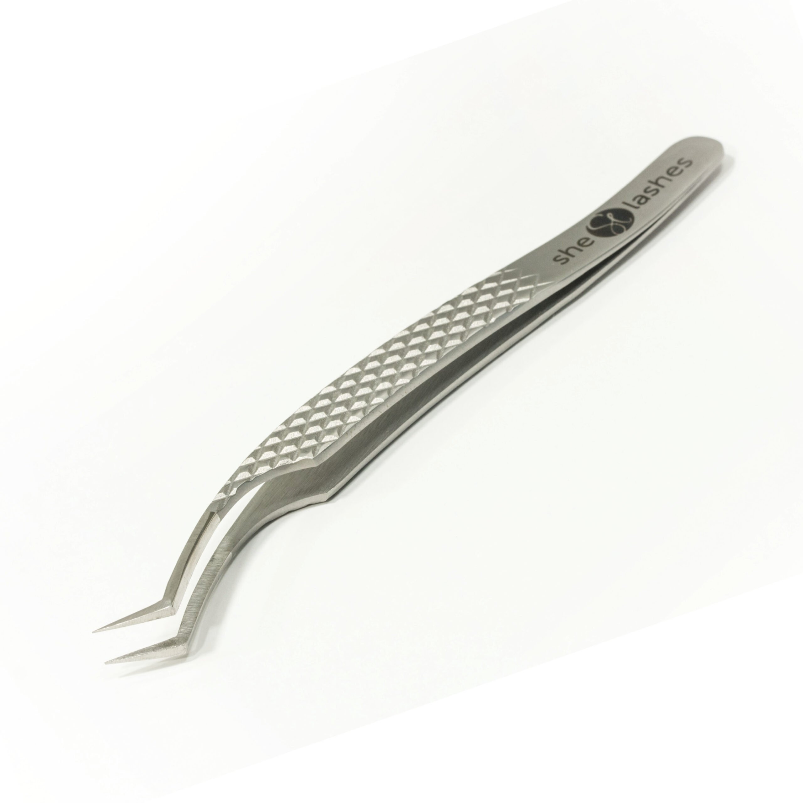 Pęseta SheLashes Isabella S20 – pewność w Twoich dłoniach